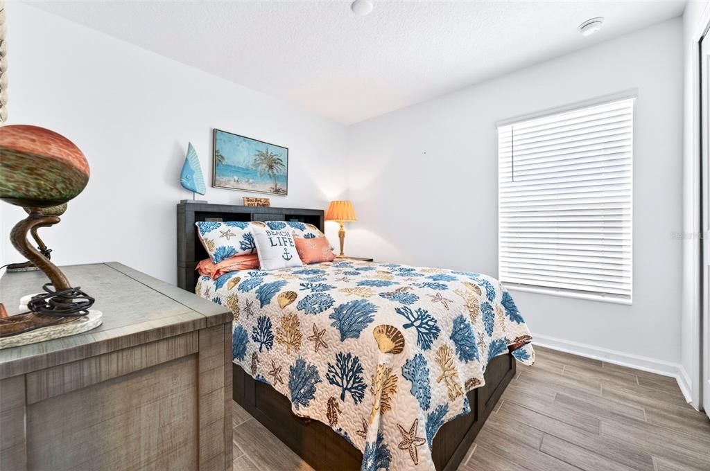 For Sale: $370,000 (4 beds, 2 baths, 1950 Square Feet)