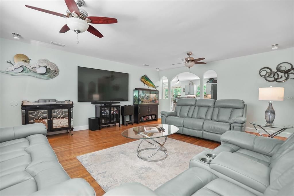 Active With Contract: $699,900 (4 beds, 3 baths, 2232 Square Feet)