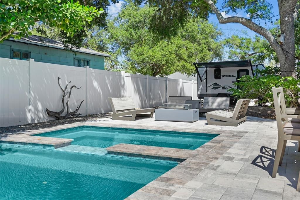 Active With Contract: $699,900 (4 beds, 3 baths, 2232 Square Feet)