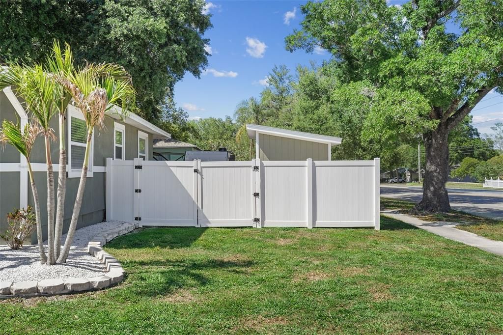 Active With Contract: $699,900 (4 beds, 3 baths, 2232 Square Feet)