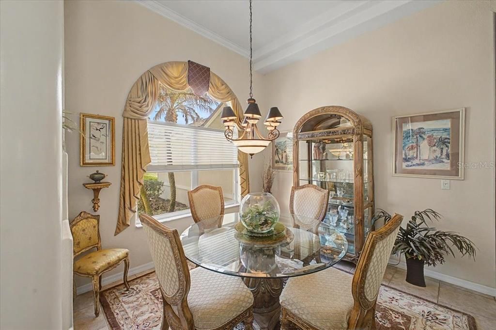 For Sale: $559,000 (3 beds, 2 baths, 2199 Square Feet)