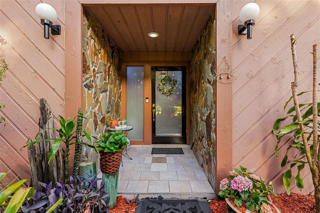 En Venta: $675,000 (3 camas, 2 baños, 2534 Pies cuadrados)