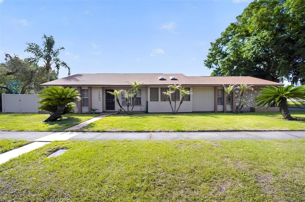 En Venta: $289,000 (3 camas, 2 baños, 2192 Pies cuadrados)