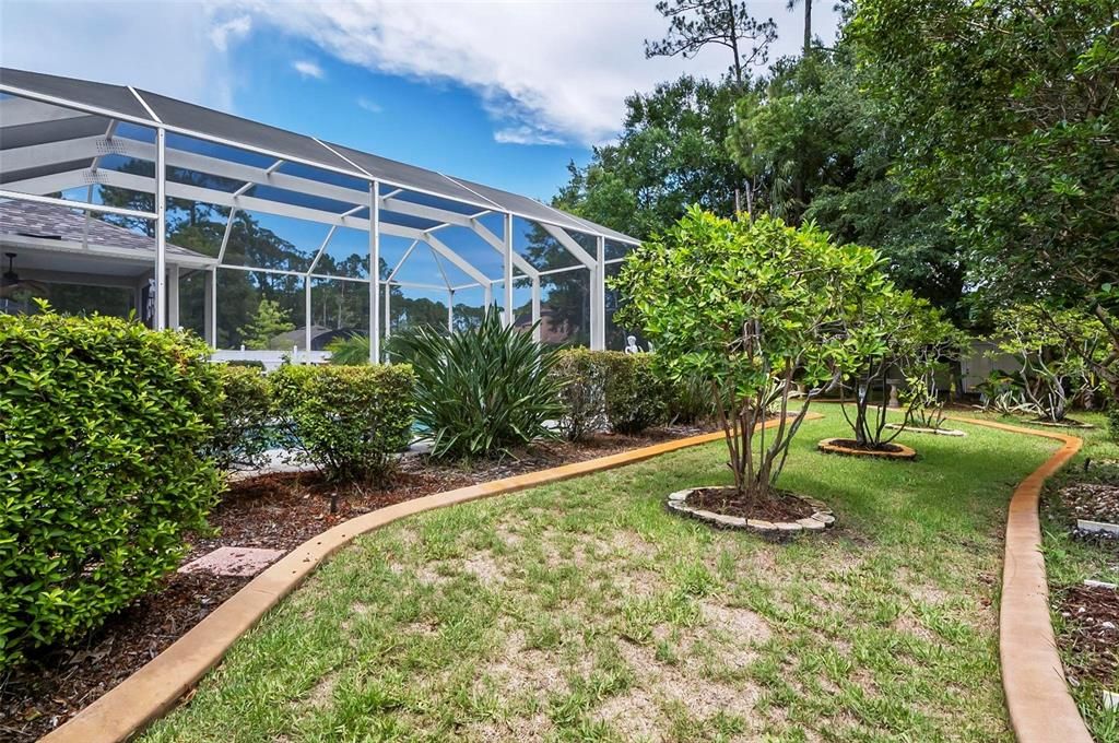Active With Contract: $550,000 (3 beds, 2 baths, 1815 Square Feet)