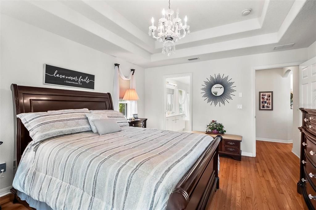 Active With Contract: $550,000 (3 beds, 2 baths, 1815 Square Feet)