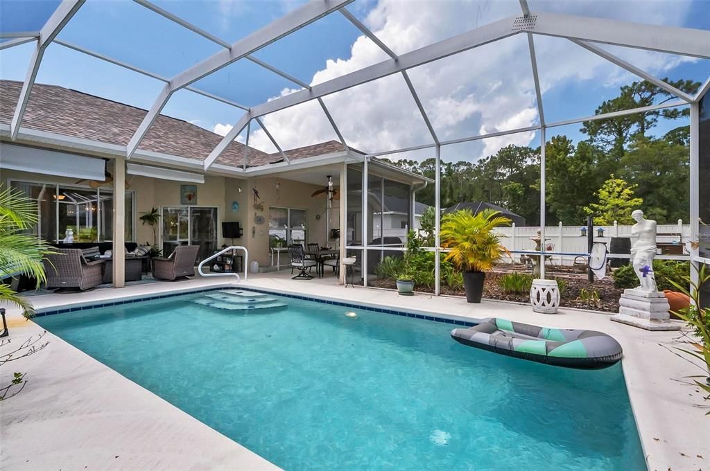 Active With Contract: $550,000 (3 beds, 2 baths, 1815 Square Feet)