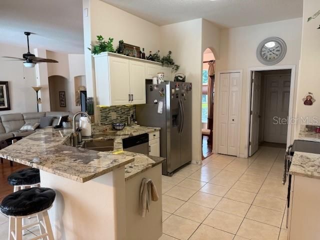 Active With Contract: $550,000 (3 beds, 2 baths, 1815 Square Feet)