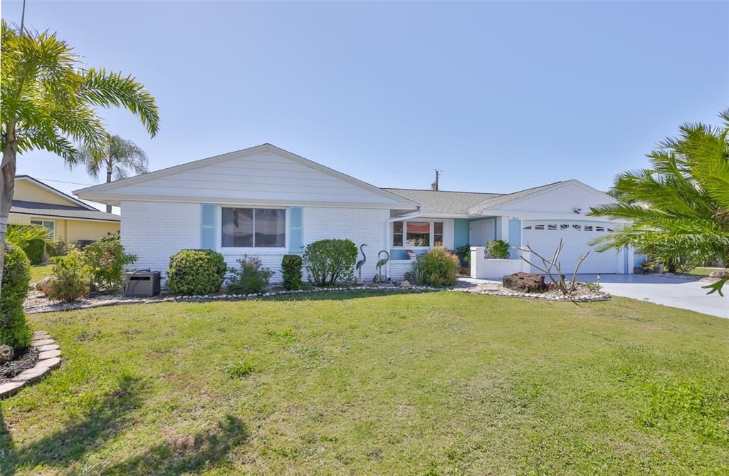 En Venta: $398,000 (3 camas, 2 baños, 1951 Pies cuadrados)