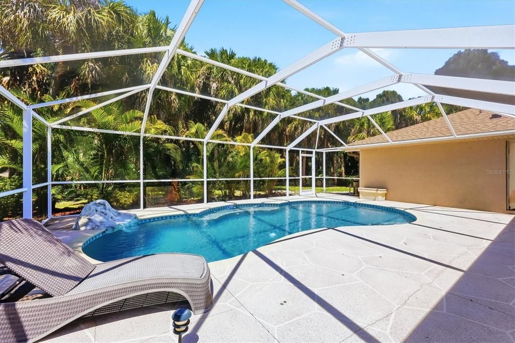 Activo con contrato: $420,000 (3 camas, 2 baños, 2011 Pies cuadrados)