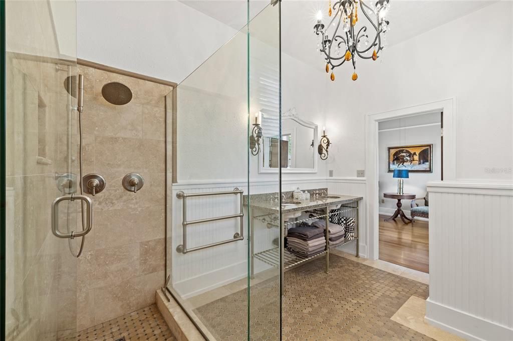For Sale: $3,250,000 (5 beds, 3 baths, 4884 Square Feet)