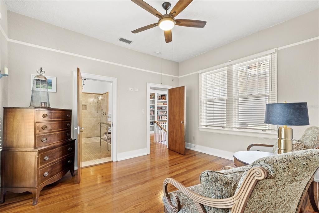 For Sale: $3,250,000 (5 beds, 3 baths, 4884 Square Feet)