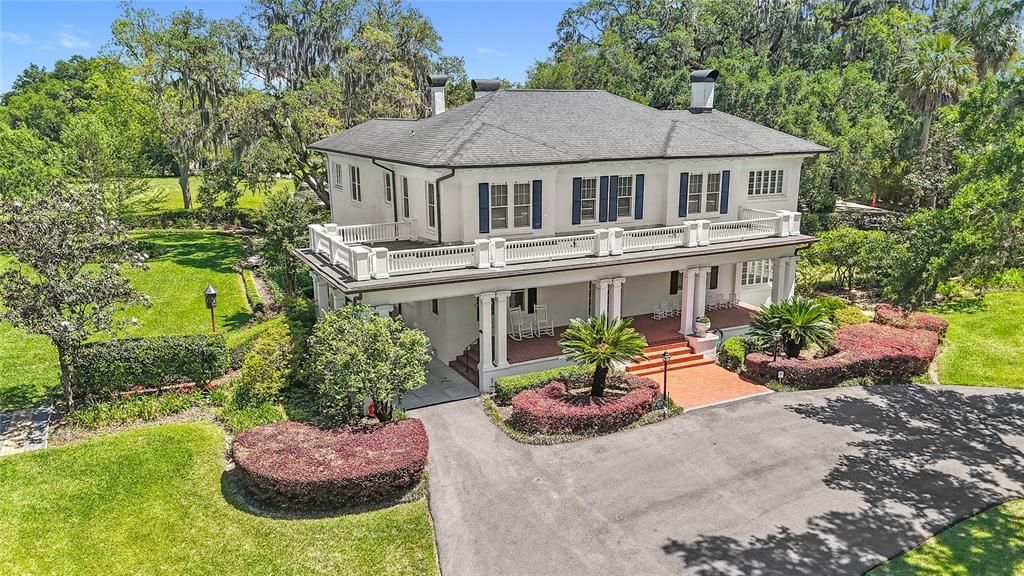 For Sale: $3,250,000 (5 beds, 3 baths, 4884 Square Feet)