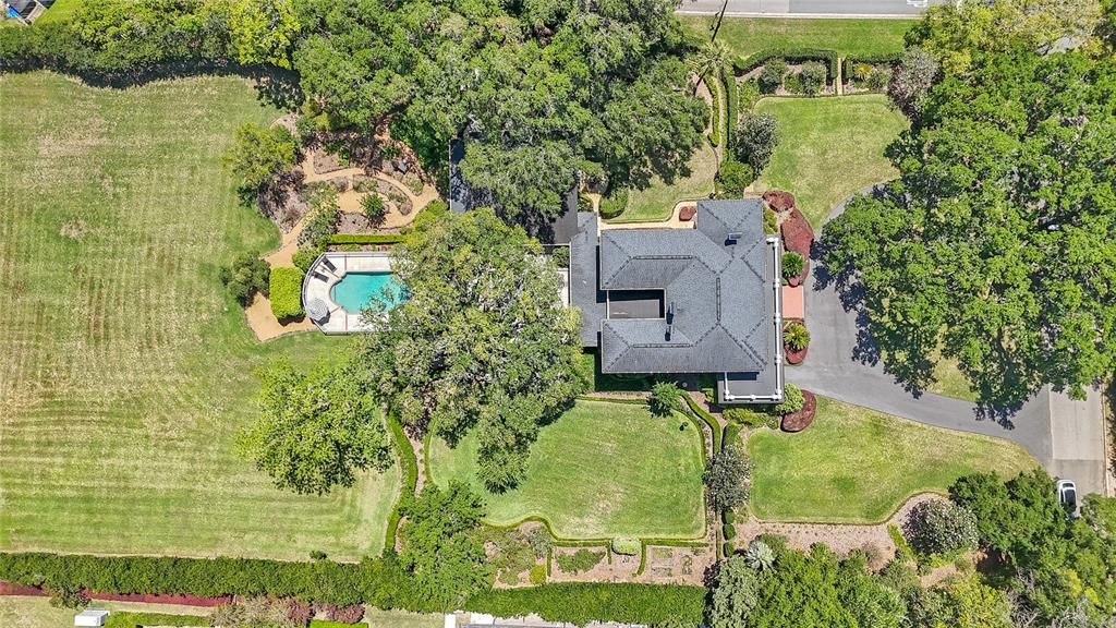 For Sale: $3,250,000 (5 beds, 3 baths, 4884 Square Feet)
