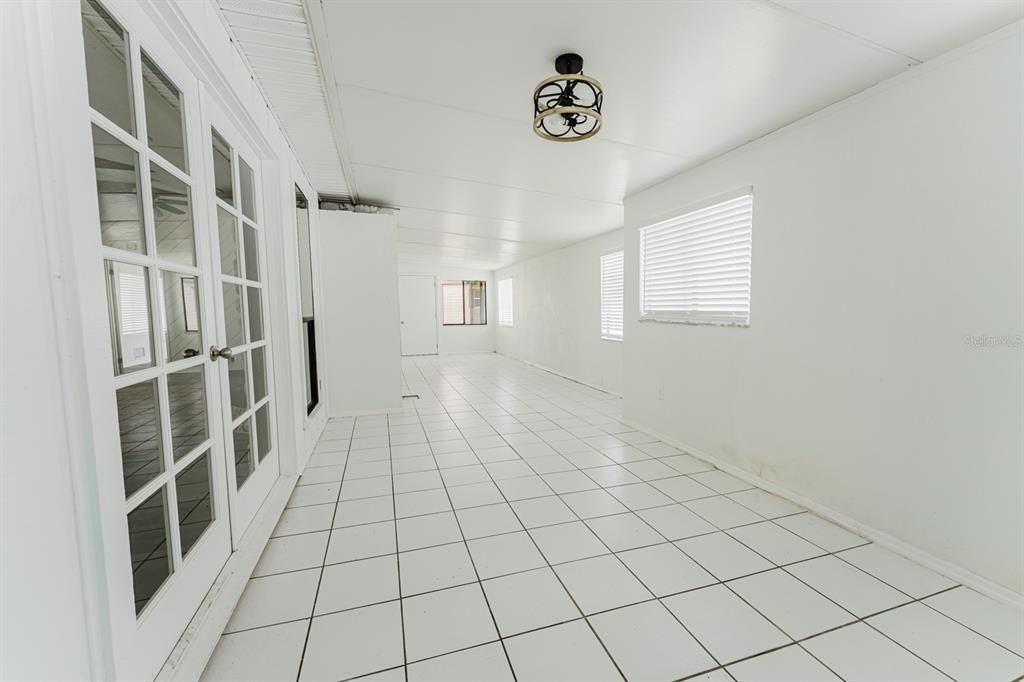 En Venta: $415,000 (3 camas, 2 baños, 1728 Pies cuadrados)
