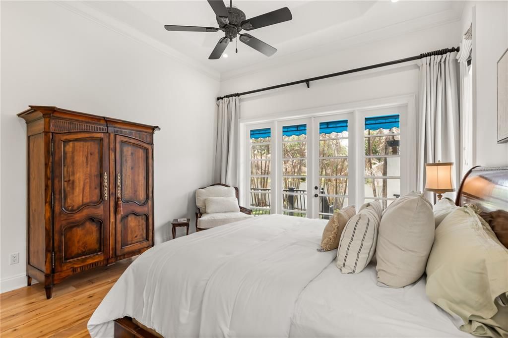 Activo con contrato: $2,195,000 (4 camas, 3 baños, 3450 Pies cuadrados)