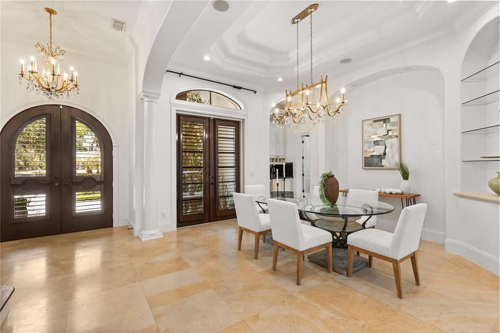 Activo con contrato: $2,195,000 (4 camas, 3 baños, 3450 Pies cuadrados)