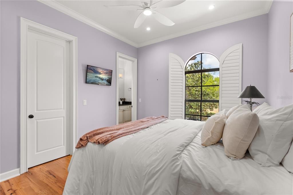 Activo con contrato: $2,195,000 (4 camas, 3 baños, 3450 Pies cuadrados)