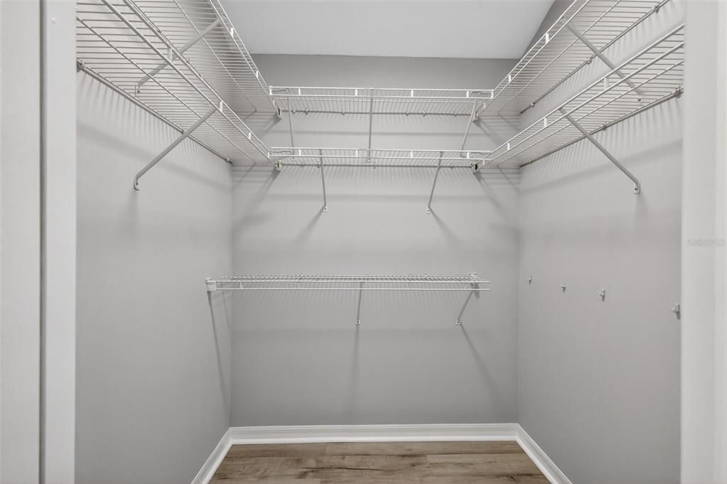 На продажу: $425,000 (3 спален, 2 ванн, 1986 Квадратных фут)