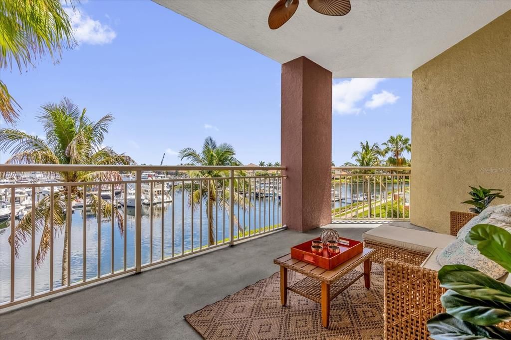 For Sale: $425,000 (2 beds, 2 baths, 1758 Square Feet)