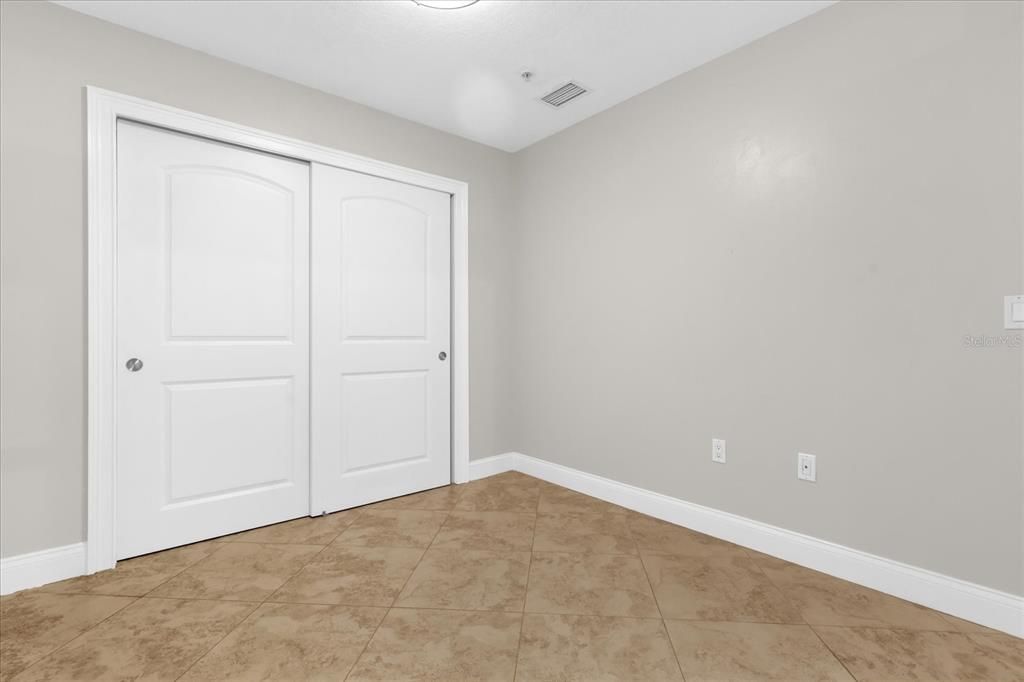 For Sale: $425,000 (2 beds, 2 baths, 1758 Square Feet)