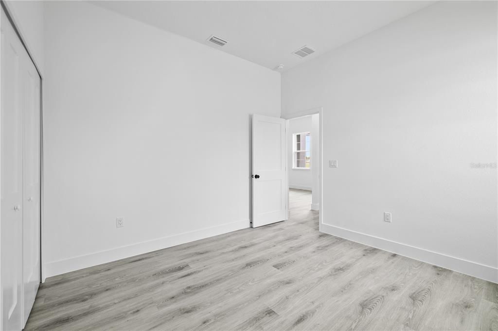Active With Contract: $300,000 (4 beds, 2 baths, 1878 Square Feet)