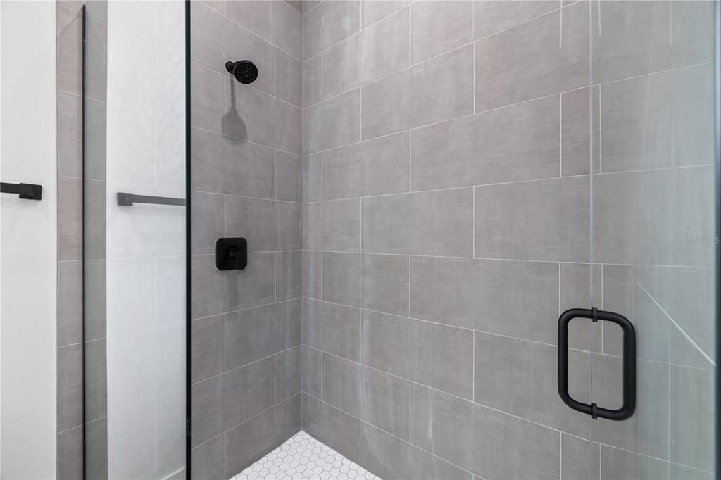 Active With Contract: $300,000 (4 beds, 2 baths, 1878 Square Feet)