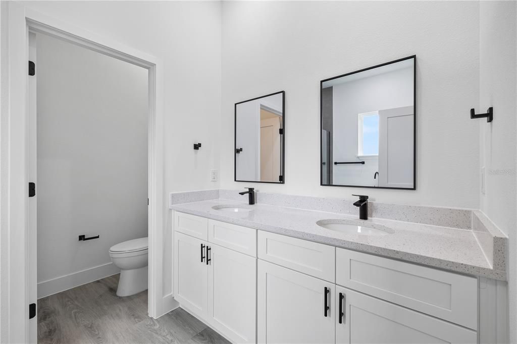 Active With Contract: $300,000 (4 beds, 2 baths, 1878 Square Feet)