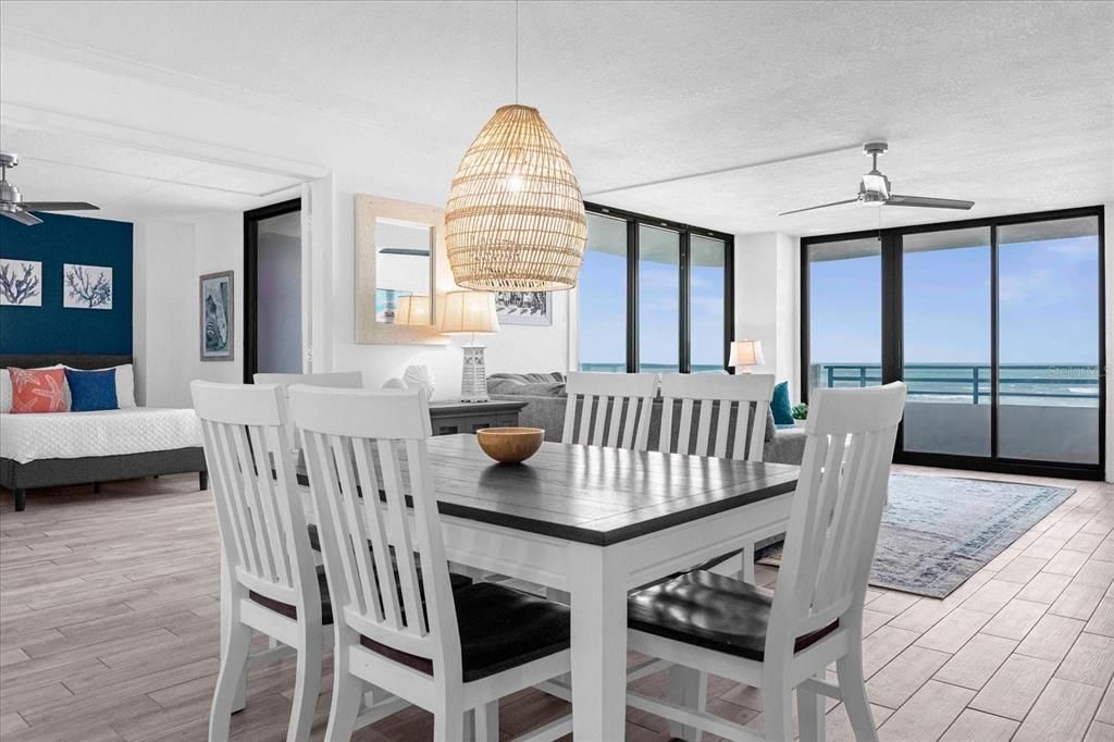 Active With Contract: $410,000 (2 beds, 2 baths, 1347 Square Feet)