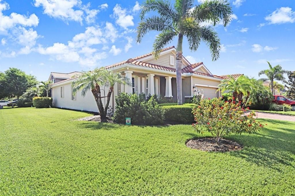 En Venta: $615,000 (3 camas, 2 baños, 1828 Pies cuadrados)