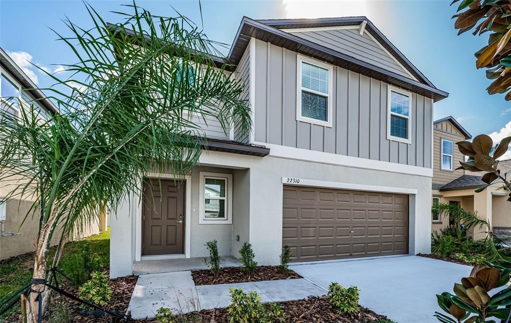 For Rent: $2,650 (4 beds, 2 baths, 1870 Square Feet)