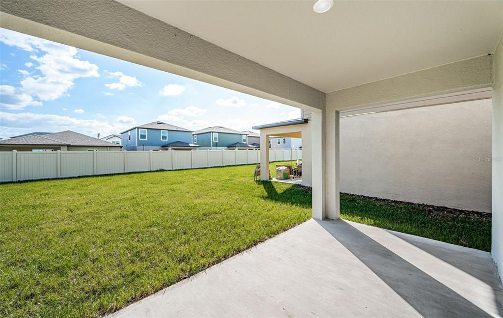 For Rent: $2,650 (4 beds, 2 baths, 1870 Square Feet)