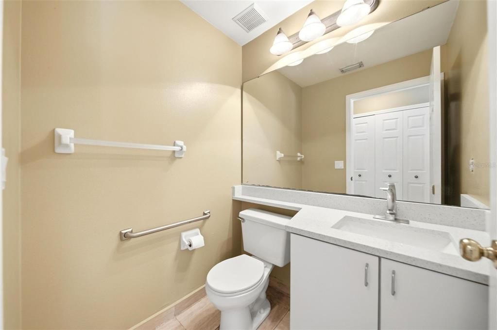 Active With Contract: $450,000 (4 beds, 2 baths, 2290 Square Feet)