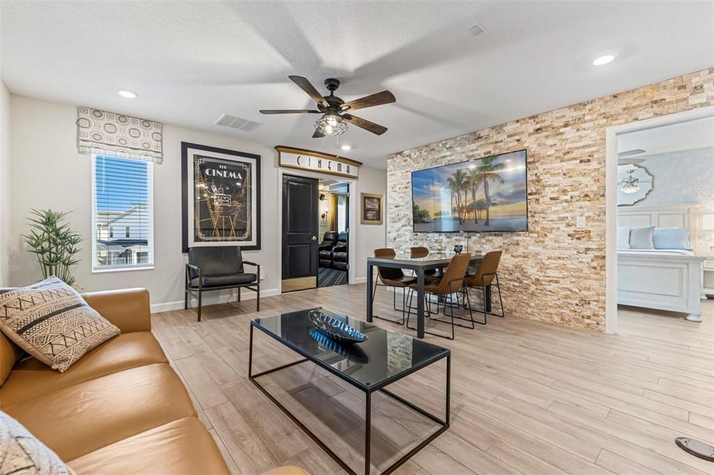 For Sale: $949,000 (9 beds, 5 baths, 4289 Square Feet)