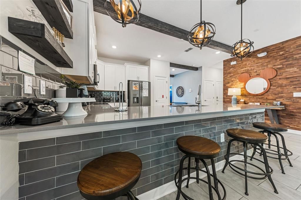 For Sale: $949,000 (9 beds, 5 baths, 4289 Square Feet)