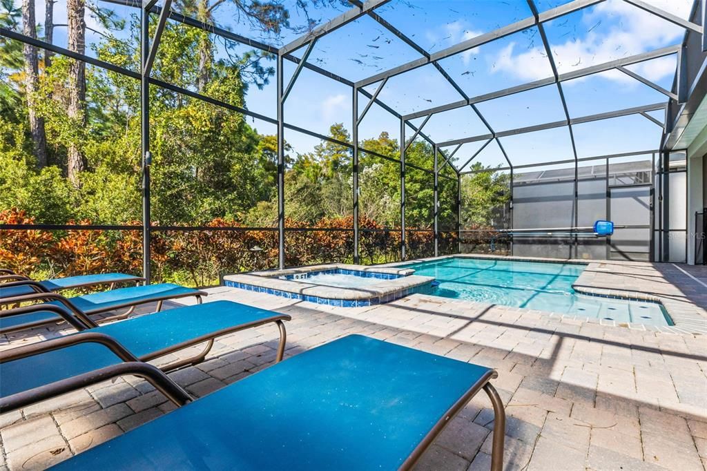 For Sale: $949,000 (9 beds, 5 baths, 4289 Square Feet)