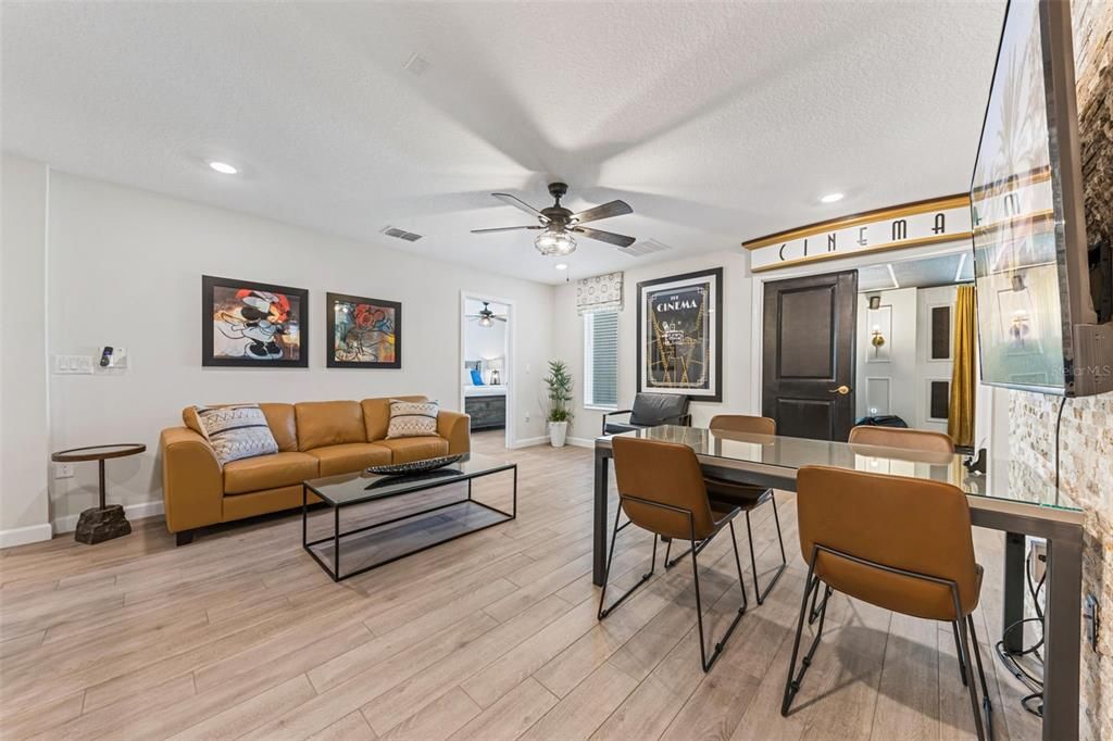 For Sale: $949,000 (9 beds, 5 baths, 4289 Square Feet)