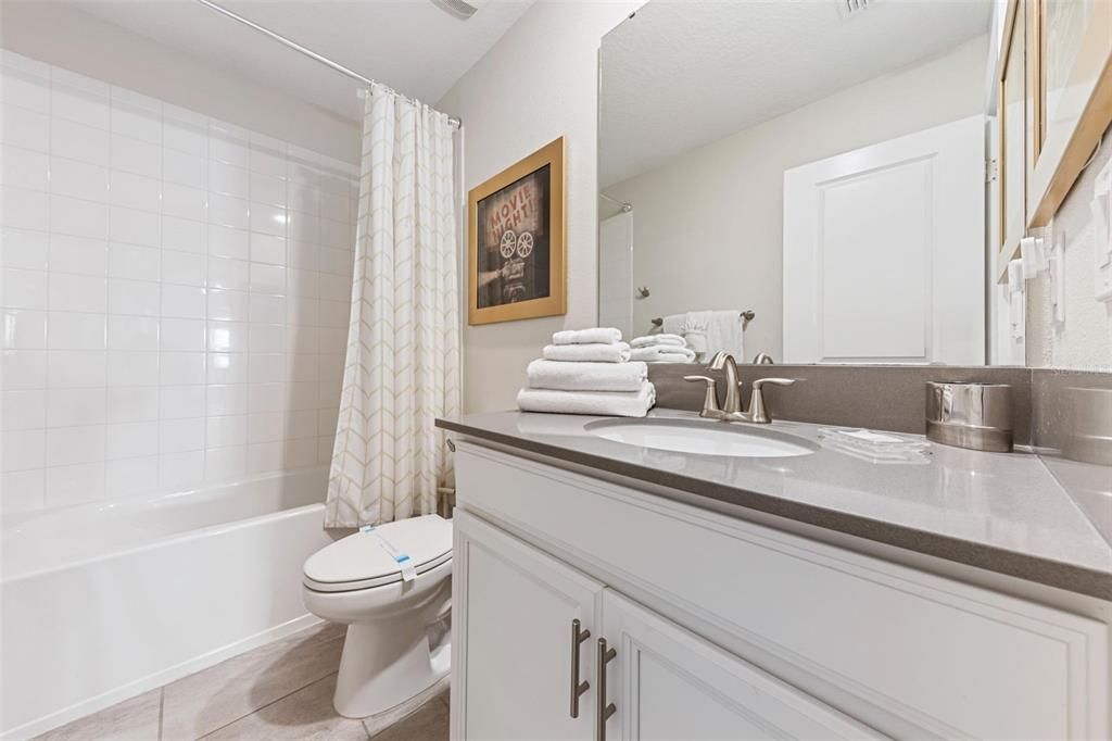 For Sale: $949,000 (9 beds, 5 baths, 4289 Square Feet)