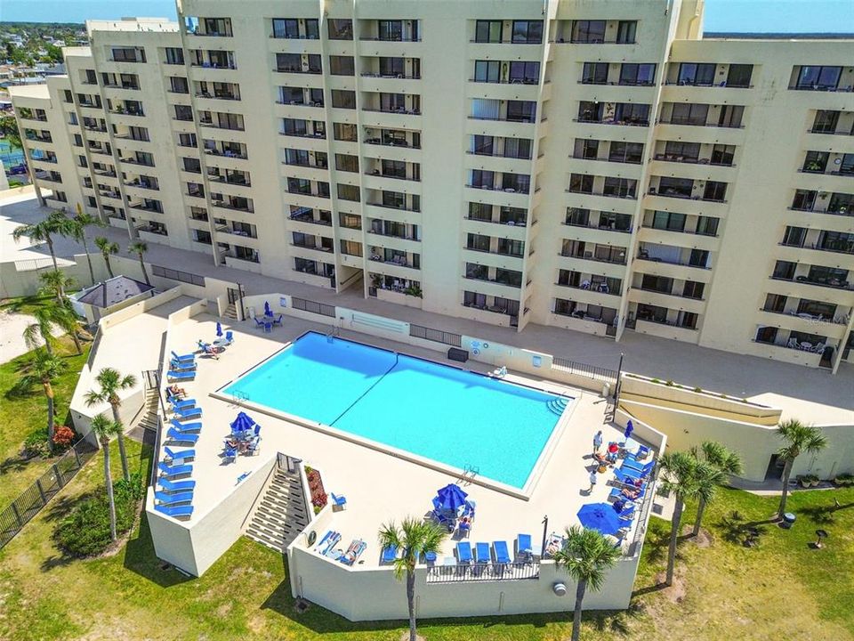 На продажу: $298,000 (2 спален, 2 ванн, 950 Квадратных фут)