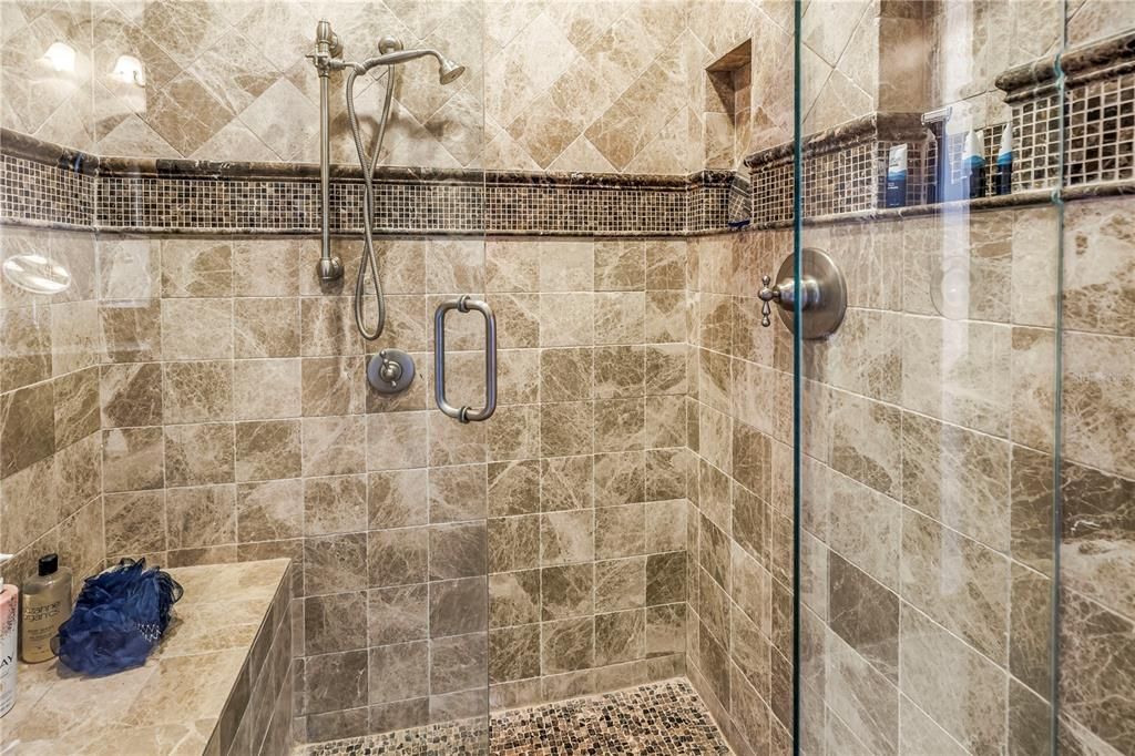 For Sale: $2,394,000 (5 beds, 3 baths, 2892 Square Feet)