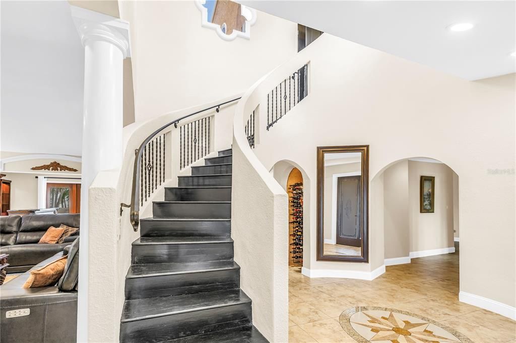 For Sale: $2,394,000 (5 beds, 3 baths, 2892 Square Feet)
