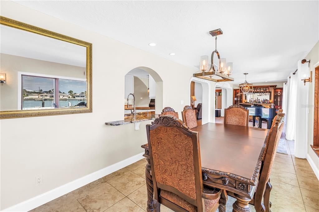 For Sale: $2,394,000 (5 beds, 3 baths, 2892 Square Feet)