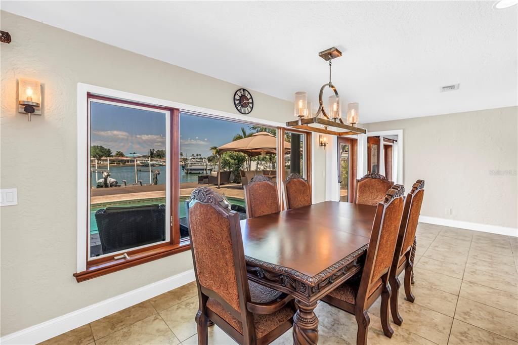 For Sale: $2,394,000 (5 beds, 3 baths, 2892 Square Feet)