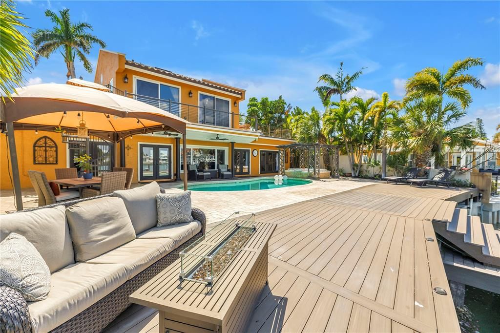 For Sale: $2,394,000 (5 beds, 3 baths, 2892 Square Feet)