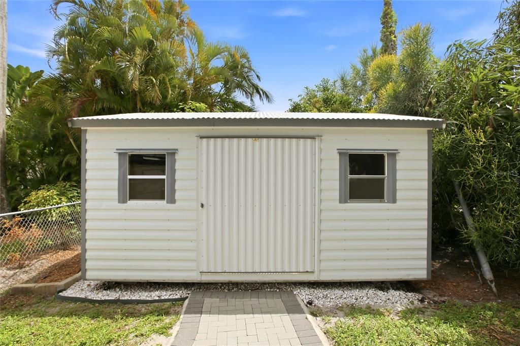 For Sale: $395,000 (3 beds, 2 baths, 1635 Square Feet)