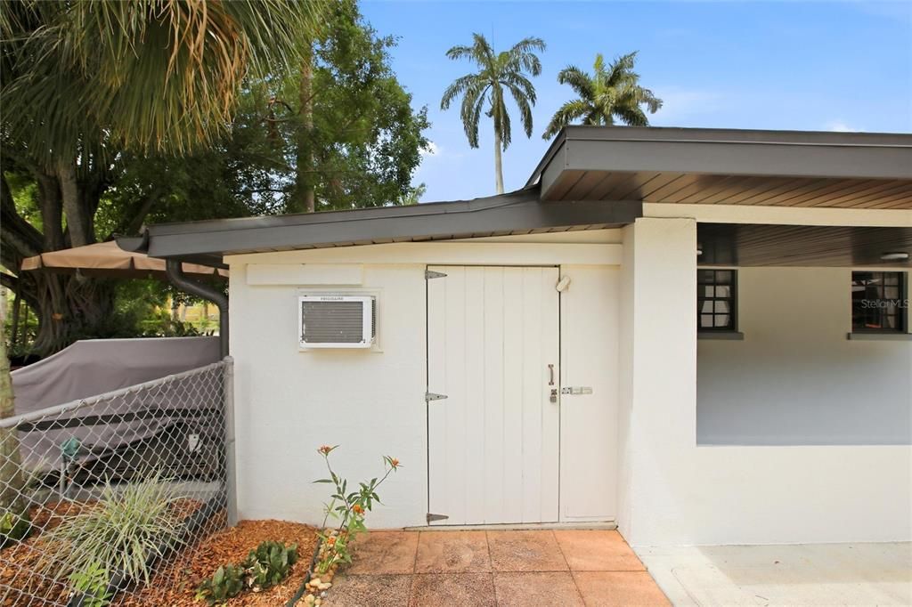 For Sale: $395,000 (3 beds, 2 baths, 1635 Square Feet)
