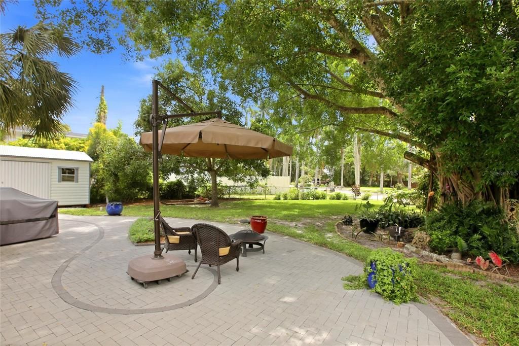 For Sale: $395,000 (3 beds, 2 baths, 1635 Square Feet)