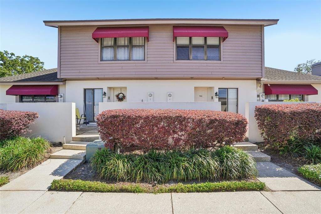 For Sale: $225,000 (2 beds, 2 baths, 1252 Square Feet)