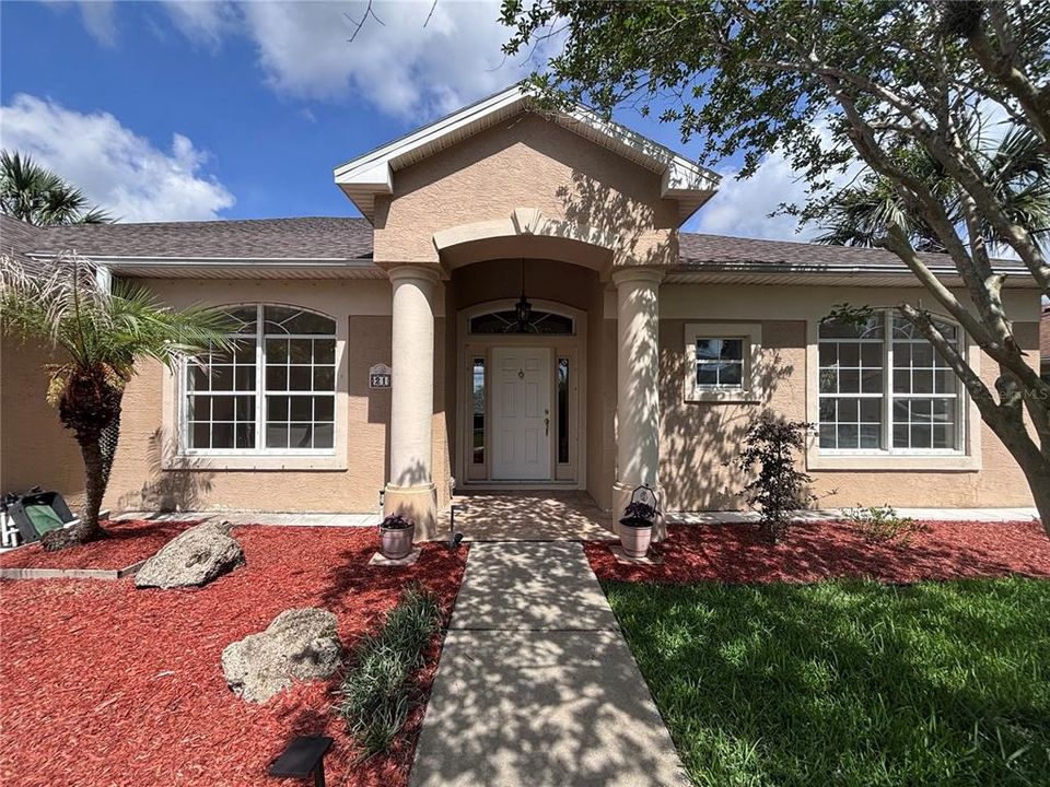 En Venta: $359,000 (3 camas, 2 baños, 1724 Pies cuadrados)