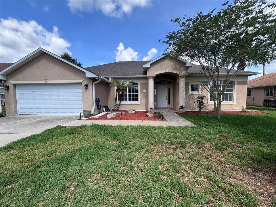 En Venta: $359,000 (3 camas, 2 baños, 1724 Pies cuadrados)