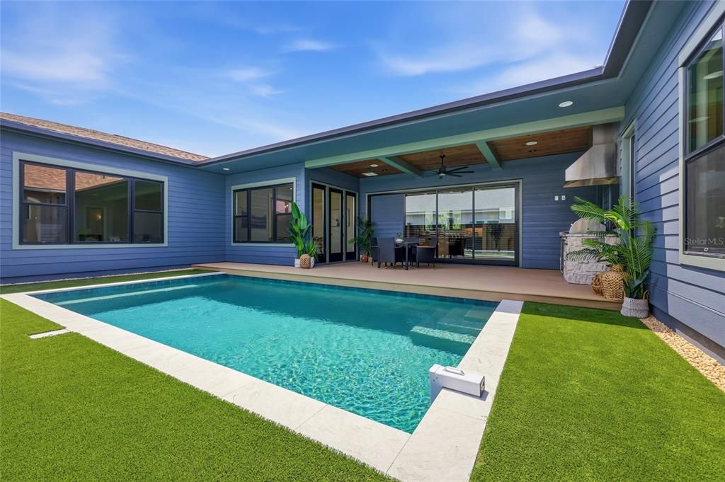 En Venta: $1,310,520 (4 camas, 3 baños, 3216 Pies cuadrados)